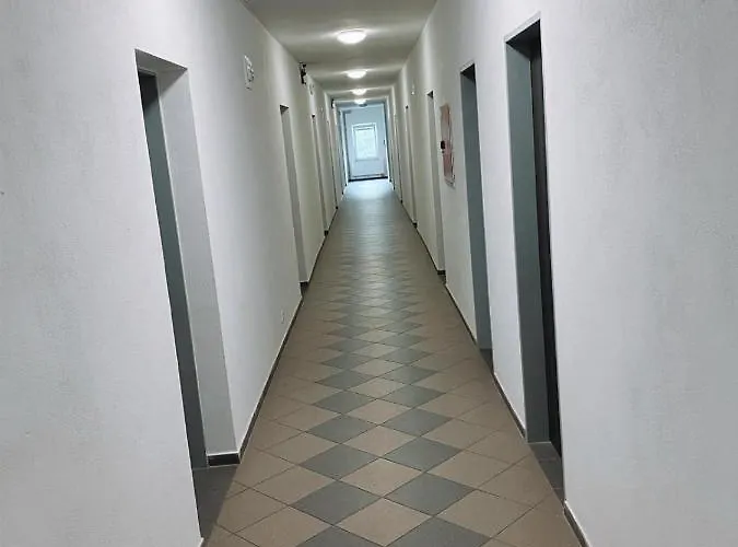 Gasthuis Vysocany 3*